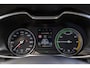 MG MG ZS EV Luxury 45 kWh Beige lederen interieur