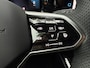 Volkswagen Golf Variant 1.5 eTSI R-Line Business | headup display | wegklapbare trekhaak | stuurverwarming | stoelverwarming |