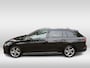 Volkswagen Golf Variant 1.5 eTSI R-Line Business | headup display | wegklapbare trekhaak | stuurverwarming | stoelverwarming |