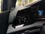 Volkswagen Golf Variant 1.5 eTSI R-Line Business | headup display | wegklapbare trekhaak | stuurverwarming | stoelverwarming |