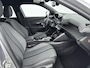 Peugeot e-2008 Allure 50kWh | ACCU 100% | Navigatie | Parkeerhulp | CarPlay | LED lampen | AUTOMAAT