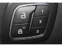 Ford Kuga 2.5-225pk PHEV Vignale. In uiterst nette staat verkerende Ford Kuga in de zeer chique Vignale uitvoering met slechts 23.000km ! Adapt. cruise cntrl, side- en lane assist, trekhaak, head-up display, B&O soundsyst., lederen int., stuur-, stoel-, achterbank- en voorraamverw. etc.
