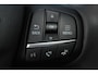 Ford Kuga 2.5-225pk PHEV Vignale. In uiterst nette staat verkerende Ford Kuga in de zeer chique Vignale uitvoering met slechts 23.000km ! Adapt. cruise cntrl, side- en lane assist, trekhaak, head-up display, B&O soundsyst., lederen int., stuur-, stoel-, achterbank- en voorraamverw. etc.