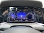 Volkswagen Golf 1.5 eTSI R-Line 150 pk Business+ | 1e eigenaar | navigatie | IQ light | camera | sfeerverlichting | stoel-stuurverw.