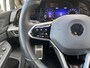 Volkswagen Golf 1.5 eTSI R-Line 150 pk Business+ | 1e eigenaar | navigatie | IQ light | camera | sfeerverlichting | stoel-stuurverw.