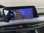 Volkswagen Golf 1.5 eTSI R-Line 150 pk Business+ | 1e eigenaar | navigatie | IQ light | camera | sfeerverlichting | stoel-stuurverw.