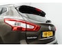Nissan Qashqai 1.5 dCi Connect Edition | Panoramadak | Trekhaak | 360 Camera | Getint | 18 inch LMV