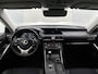 Lexus IS 300h Hybrid Business Line | Safety-Pack | Cruise Control Adaptive | Navigatie | Stoelverwarming | Parkeersensoren achter | Achteruitrijcamera | 16" Velgen