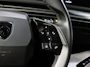 Peugeot E-3008 Allure Avantage 210PK 73kWh | 1ste Eigenaar | ACCU 96% | AppleCarplay/AndroidAuto | ACCU 97% | Armsteun | Trekhaak | Navigatie | Draadloos Carplay | Warmtepomp | 360'Camera | Isofix | Privacy Glass | Parkeersensoren |