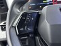 Peugeot E-3008 Allure Avantage 210pk 73kWh | ACCU 97% | Trekhaak | Navigatie | Draadloos Carplay | Warmtepomp | Camera |