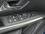 Peugeot E-3008 Allure Avantage 210pk 73kWh | ACCU 97% | Trekhaak | Navigatie | Draadloos Carplay | Warmtepomp | Camera |