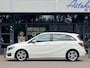 Mercedes-Benz B-klasse 180 Lease Edition Ambition | Automaat | Cruise | Camera | Stoelverwarming | Trekhaak