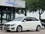 Mercedes-Benz B-klasse 180 Lease Edition Ambition | Automaat | Cruise | Camera | Stoelverwarming | Trekhaak