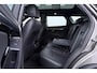 Land Rover Range Rover Evoque 1.5 P300e AWD HSE | Trekhaak | Meridian Surround | Panoramadak | Head-up | BLIS