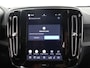 Volvo XC40 Single Motor Core 69 kWh | Sportstoelen | Stoel en stuurverwarming | Camera | DAB | Apple CarPlay/Android Auto | Ele. kofferdeksel | Warmtepomp |