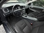 Volvo V60 2.0 D2 Kinetic Navi|PDC|Cruis|Media Grijs