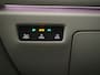 Volkswagen Passat Variant 1.5 eHybrid Elegance 204PK | 5 Jaar Garantie | Panoramadak | Leder/Alcantara | Massage | Trekhaak | HUD | Keyless | Sfeerlicht