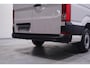 Volkswagen Crafter 2.0 TDI 140 pk L3H2 Lang / Laag Airco, Navi Airco, Deuren met Ramen, DAB+, PDC V+A, 3-Zits