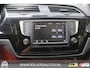 Volkswagen Touran 1.2 TSI Connected Series | 7p |Pano | Ergo-Active | Navi | Dealer Onderhouden | Winterpakket | Trekhaak |