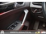 Volkswagen Touran 1.2 TSI Connected Series | 7p |Pano | Ergo-Active | Navi | Dealer Onderhouden | Winterpakket | Trekhaak |