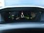 Peugeot 208 GT 100pk | Navigatie | Achteruitrijcamera | 3D Cockpit | Climate Control | Cruise Control | Parkeersensoren v+a | Dodehoeksensor | Armsteun | Keyless | Full Led koplampen | Half lederen sportstoelen | Bluetooth | Apple CarPlay / Android Auto | DAB+ radio | Donker getint glas | Afwijkende dakkleur | 17" lichtmetalen velgen |