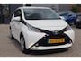Toyota Aygo 1.0 VVT-i x-play | 2e Eigenaar | Airco | Achteruitrijcamera | Elektrisch pakket | Bluetooth