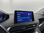 Peugeot 3008 1.2 PureTech Blue lease Executive Avantage NAVI CARPLAY CRUISE ECC TREKHAAK.