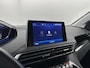 Peugeot 3008 1.2 PureTech Blue lease Executive Avantage NAVI CARPLAY CRUISE ECC TREKHAAK.