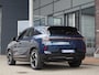 Opel Grandland Electric Business Edition 73 kWh | Elektrisch verstelb. bestuurdersstoel met geheugen | Elektrisch glazen panorama-dak | Voorstoel(en) met massagefunctie | Achterbank verwarmd | Warmtepomp | 20 inch Lichtmetalen velgen Diamond Cut