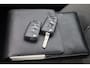 Volkswagen Golf 1.6 TDI BlueMotion Comfortline | Cruise control | Nieuwe distributieriem |  Parkeersensoren |  Stoelverwarming | Navigatie