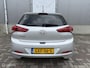 Hyundai i20 1.2 HP i-Motion Comfort 2015 / Climatecontrol / Cruisecontrol / Stoel+stuurverwarming / Parkeersensors