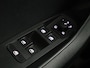 Skoda Karoq 1.5 TSI ACT Ambition Business | Panoramadak | Park assist | Climate control | Carplay | DAB | 17'' | Cruise control | Navigatie |
