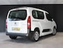 Citroën Berlingo MPV Feel 130pk Automaat | Navigatie | Airco | Parkeersensoren | Cruise Control | Bluetooth | Automatisch dimlicht | Regensensor | Armsteunen | Multifunctioneel stuurwiel | All seasonbanden | 2x Schuifdeur |
