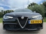 Alfa Romeo Giulia 2.0 T AWD Veloce Automaat | 1e Eigenaar | Panoramadak | Harman & Kardon | 19" Velgen | Leder | Camera | Navi |