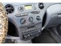 Toyota Yaris 1.3-16V VVT-i Luna NAP Inruilkoopje!