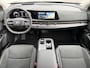 Nissan Ariya e-4ORCE Evolve 91 kWh 4WD / 306 PK / Leder / 1.500 kg Trekgewicht / Warmtepomp / 10 jaar Nissan More Garantie / Stoelverwarming voor en achter / Schuif-kantel dak / HUD / Stoelventilatie / Stuurverwarming / Rondomzicht camera / Elektrisch verstelbare stoelen met geheugen / Elektrische achterklep / Adaptieve cruise control / Apple Carplay/Android Auto /