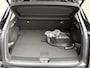 Nissan Ariya e-4ORCE Evolve 91 kWh 4WD / 306 PK / Leder / 1.500 kg Trekgewicht / Warmtepomp / 10 jaar Nissan More Garantie / Stoelverwarming voor en achter / Schuif-kantel dak / HUD / Stoelventilatie / Stuurverwarming / Rondomzicht camera / Elektrisch verstelbare stoelen met geheugen / Elektrische achterklep / Adaptieve cruise control / Apple Carplay/Android Auto /