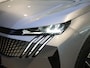 Peugeot 5008 SUV Allure Hybrid 145pk Automaat | 7 Zitplaatsen | Navigatie via draadloze Apple Carplay / Android Auto | Achteruitrijcamera | Cruise Control | Climate Control | Parkeersensoren | Armsteun | Led koplampen | Keyless | Automatisch dimlicht | Regensensor | Donker getint glas | 19" Lichtmetalen velgen |