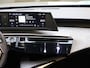 Peugeot 5008 SUV Allure Hybrid 145pk Automaat | 7 Zitplaatsen | Navigatie via draadloze Apple Carplay / Android Auto | Achteruitrijcamera | Cruise Control | Climate Control | Parkeersensoren | Armsteun | Led koplampen | Keyless | Automatisch dimlicht | Regensensor | Donker getint glas | 19" Lichtmetalen velgen |