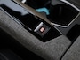 Peugeot 5008 SUV Allure Hybrid 145pk Automaat | 7 Zitplaatsen | Navigatie via draadloze Apple Carplay / Android Auto | Achteruitrijcamera | Cruise Control | Climate Control | Parkeersensoren | Armsteun | Led koplampen | Keyless | Automatisch dimlicht | Regensensor | Donker getint glas | 19" Lichtmetalen velgen |
