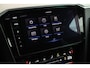 Volkswagen Passat Variant 1.5 TSI 150pk DSG R-Line Business + Trekhaak Camera Keyless Leder Panoramadak Stoelverwarming Navigatie