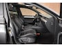 Volkswagen Passat Variant 1.5 TSI 150pk DSG R-Line Business + Trekhaak Camera Keyless Leder Panoramadak Stoelverwarming Navigatie