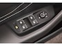 Volkswagen Passat Variant 1.5 TSI 150pk DSG R-Line Business + Trekhaak Camera Keyless Leder Panoramadak Stoelverwarming Navigatie