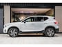 Volvo XC40 2.0 B3 Plus Dark