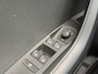 Skoda Karoq 1.5 TSI ACT Business Edition, trekhaak, stoelverwarming, navigatie, climaat controle