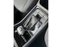 Skoda Karoq 1.5 TSI ACT Business Edition, trekhaak, stoelverwarming, navigatie, climaat controle