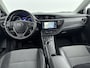Toyota Auris Touring Sports 1.8 Hybrid Executive | Dealer Onderhouden | Parkeersensoren V+A | Navi | DAB | Metallic Lak | Onderweg-naar-dealer