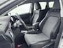 Toyota Auris Touring Sports 1.8 Hybrid Executive | Dealer Onderhouden | Parkeersensoren V+A | Navi | DAB | Metallic Lak | Onderweg-naar-dealer