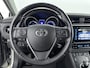 Toyota Auris Touring Sports 1.8 Hybrid Executive | Dealer Onderhouden | Parkeersensoren V+A | Navi | DAB | Metallic Lak | Onderweg-naar-dealer