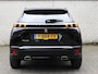 Peugeot 2008 SUV Allure 130pk Automaat | Navigatie | Climate Control | Cruise Control | Parkeersensoren | Keyless | Led koplampen | Armsteun | Apple Carplay / Android Auto | Bluetooth | DAB+ radio | Stof/kunstleder | Multifunctioneel lederen stuurwiel | Automatisch dimlicht | Regensensor | Donker getint glas | 17" lichtmetalen velgen |